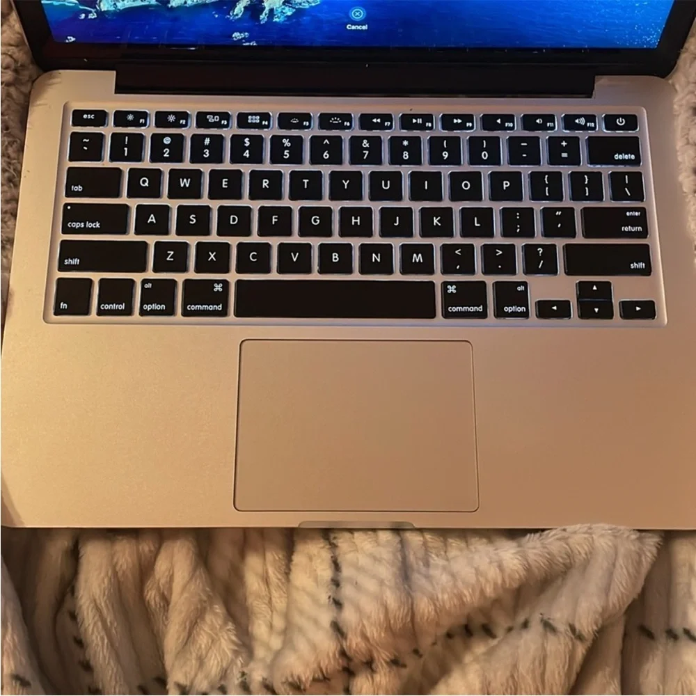 2015 MacBook Pro Laptop 13” 16GB 3.1Ghz-intel I7